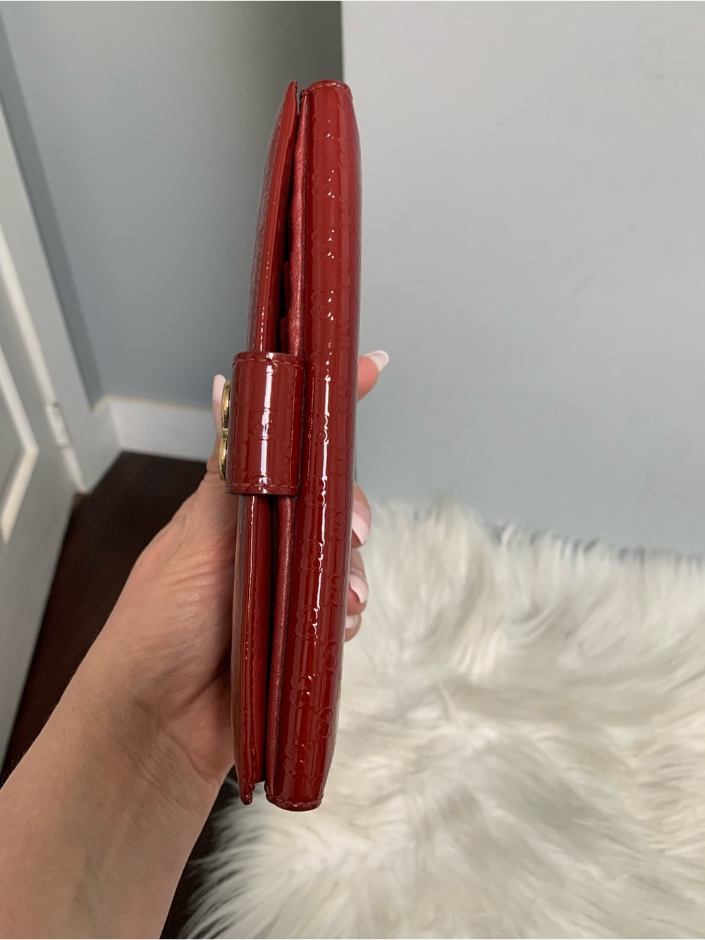 Authentic red patent leather Gucci long wallet w heart snap ❤️ - Picture 5 of 16